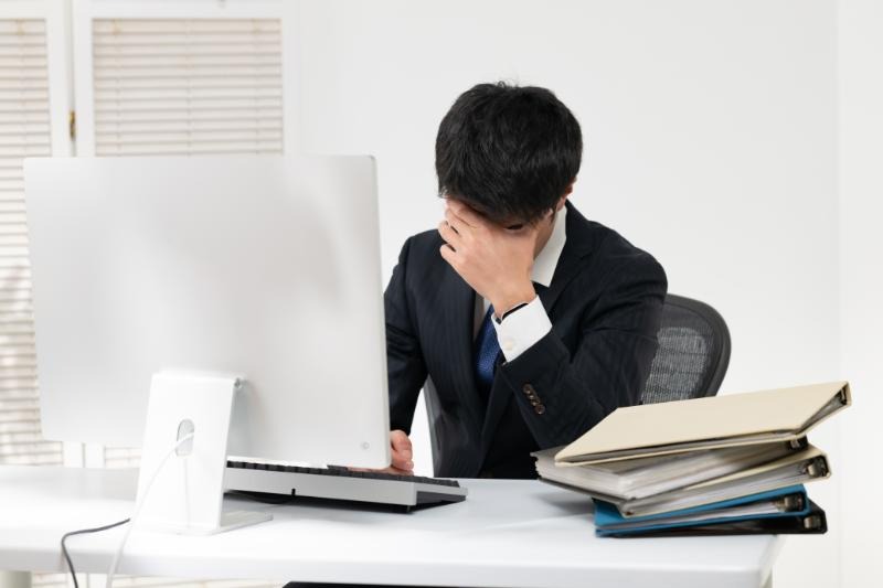 公認会計士の仕事はきつい？辞めたい理由とやりがい・キャリアの可能性を解説